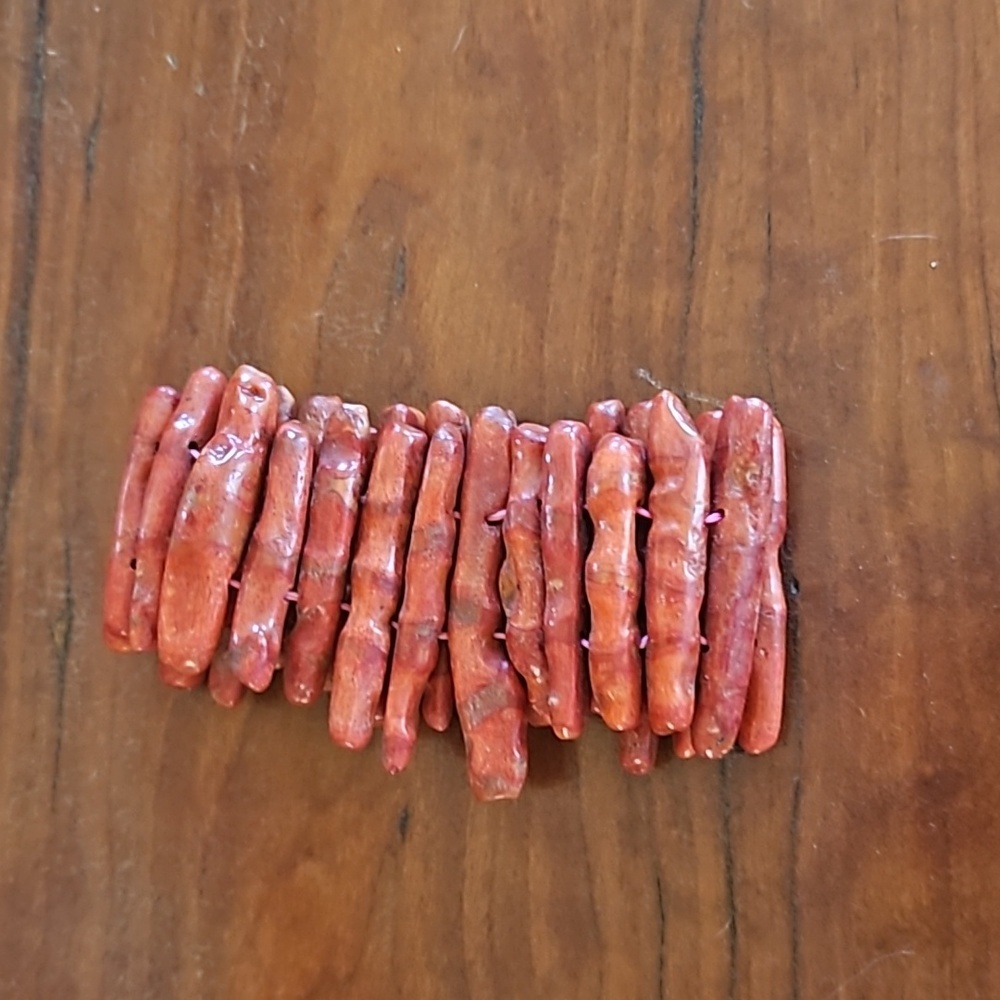 Red coral bracelet